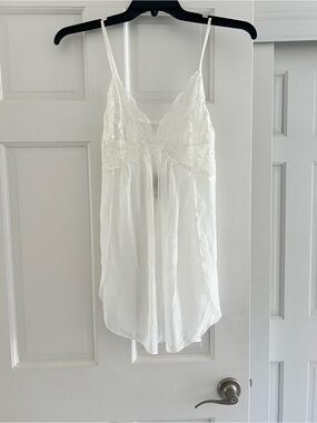 In Bloom White Lace & Chiffon Chemise